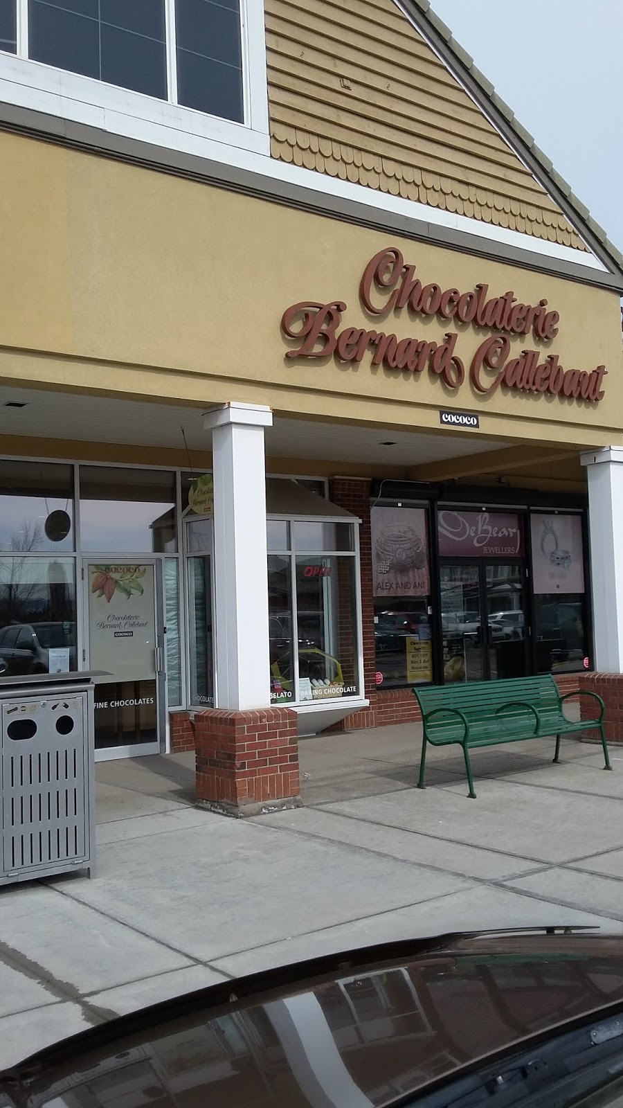 Chocolaterie Bernard Callebaut / Dalhousie Station / calgarychoc | 5005 Dalhousie Dr NW, Calgary, AB T3A 1B2, Canada | Phone: (403) 286-2008