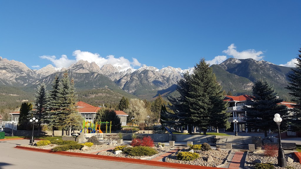 Riverside Golf Course | 5097 Riverview Rd, Fairmont Hot Springs, BC V0B 1L1, Canada | Phone: (250) 345-6346