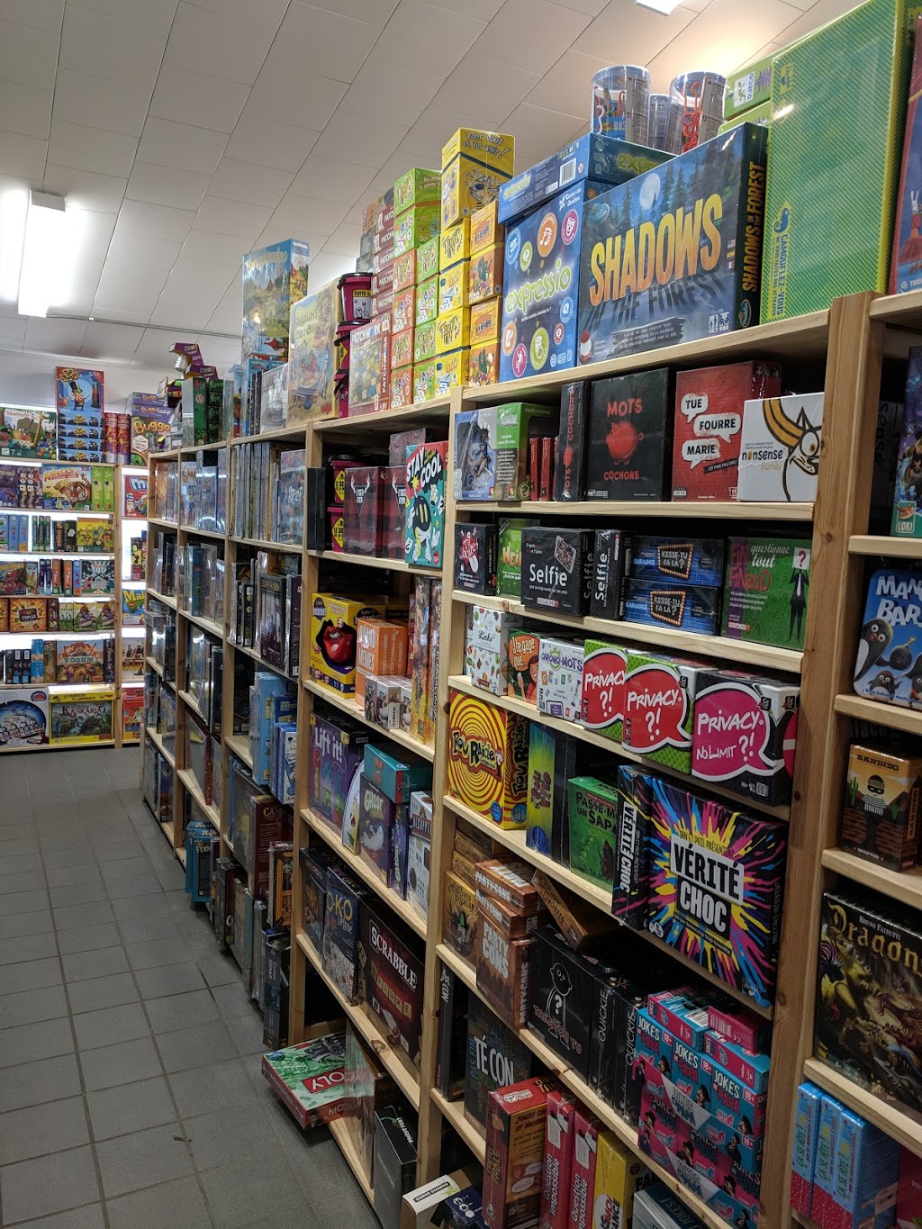 Shop Sauterelles Et Coccinelles | 25 Boulevard des Hauteurs, Saint-Jérôme, QC J7Y 1R1, Canada | Phone: (450) 304-2770
