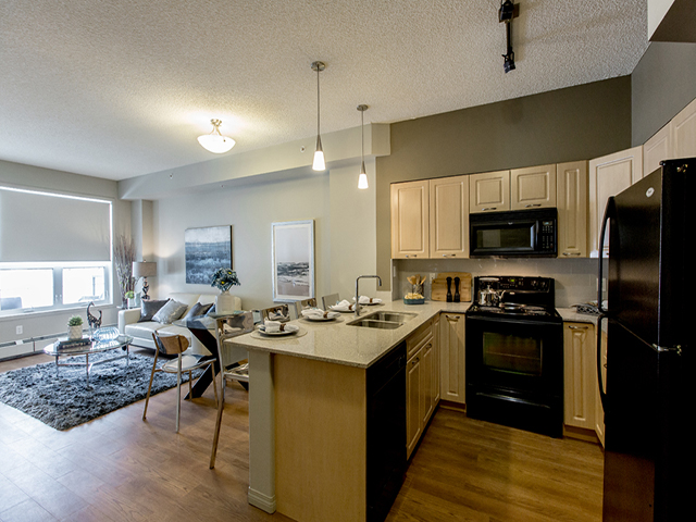 Wellington Court Apartments | 466-470 Macewan Rd SW, Edmonton, AB T6W 1W2, Canada | Phone: (780) 430-7879