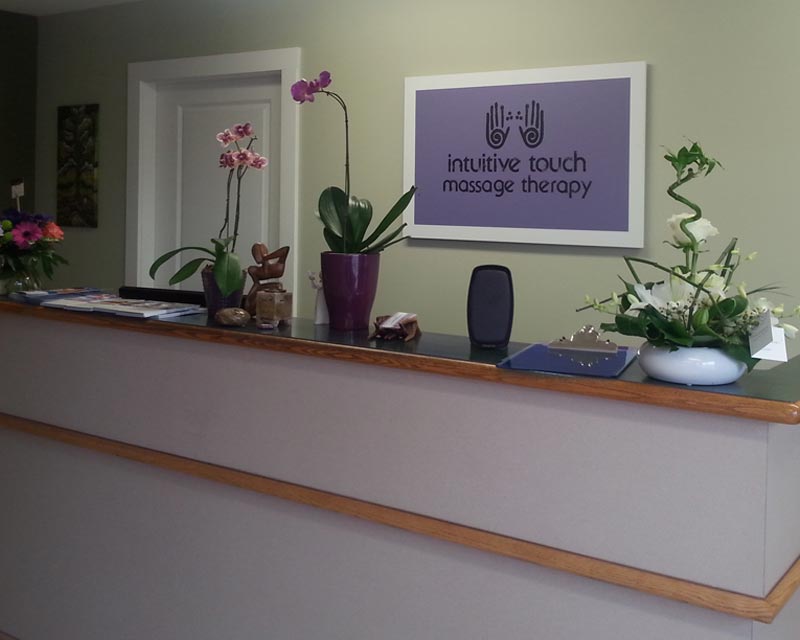 Intuitive Touch Massage Therapy | 921 Fairdowne Rd D, Parksville, BC V9P 0B2, Canada | Phone: (250) 228-5642