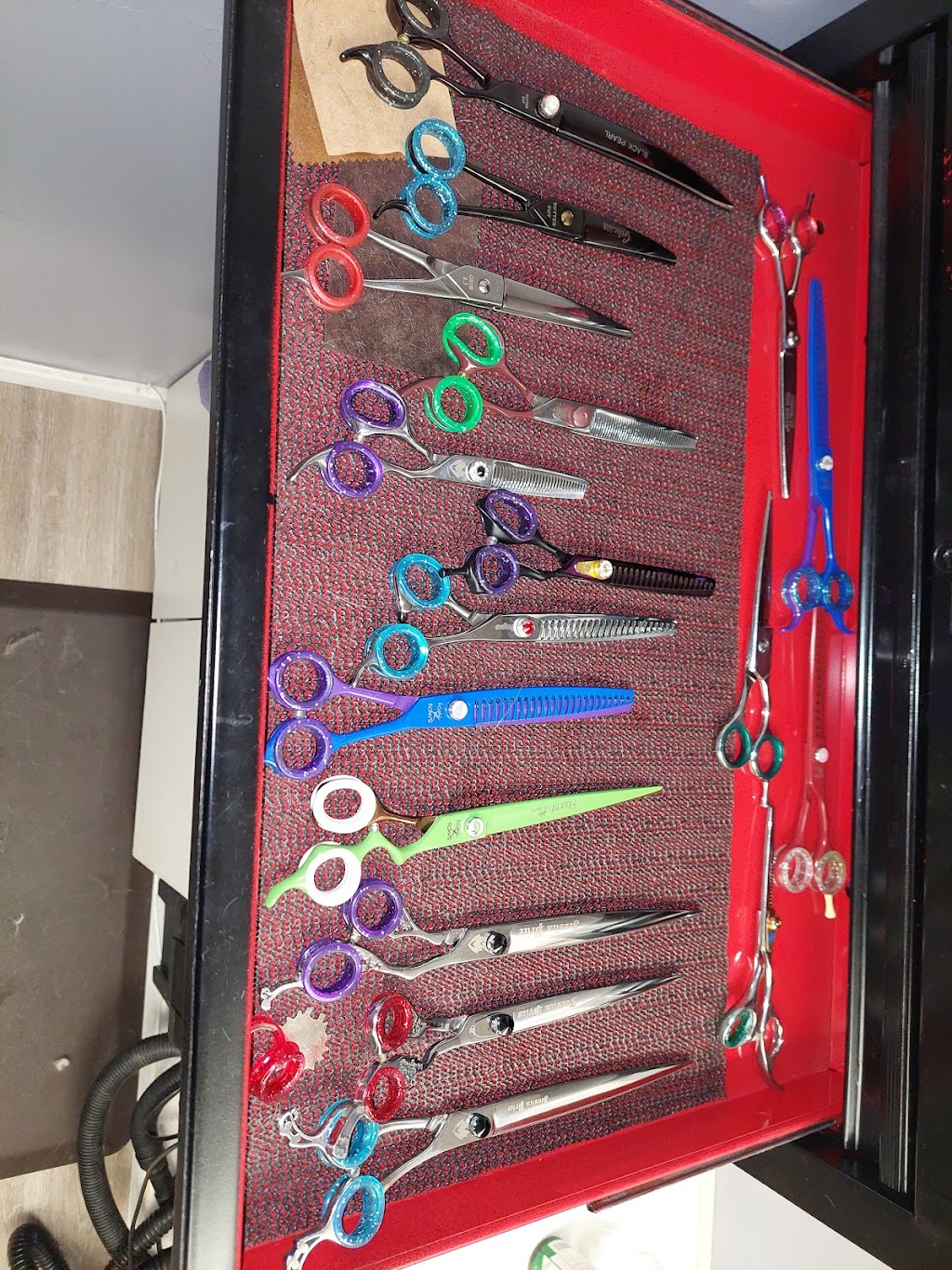 Vince Sharpening | 64 Walnut St W, Omemee, ON K0L 2W0, Canada | Phone: (705) 930-7882