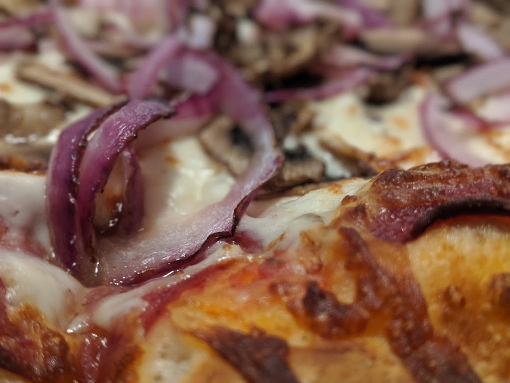 Champion Pizza - Joliette | 203 Rue Saint-Charles-Borromée N, Joliette, QC J6E 4R6, Canada | Phone: (450) 753-4000