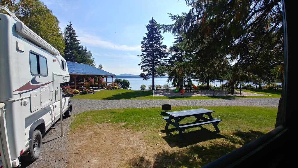 Camping De Piopolis | 109 Chemin de la Plage, Piopolis, QC G0Y 1H0, Canada | Phone: (819) 583-2114