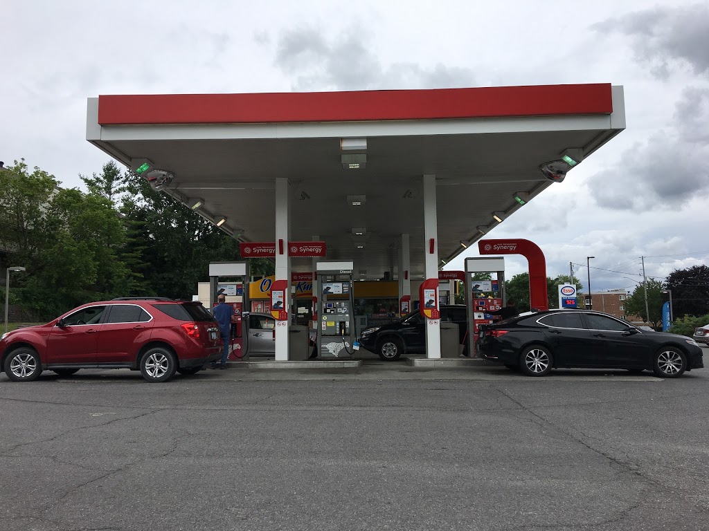 Esso | 1980 St Joseph Blvd, Orléans, ON K1C 1E4, Canada | Phone: (613) 837-5809