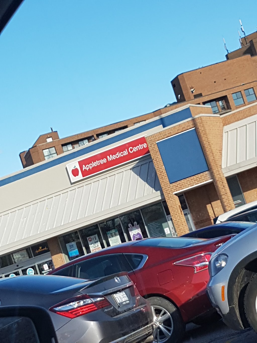Appletree Medical Group | 545 Steeles Ave W, Brampton, ON L6Y 4W5, Canada | Phone: (647) 722-2370