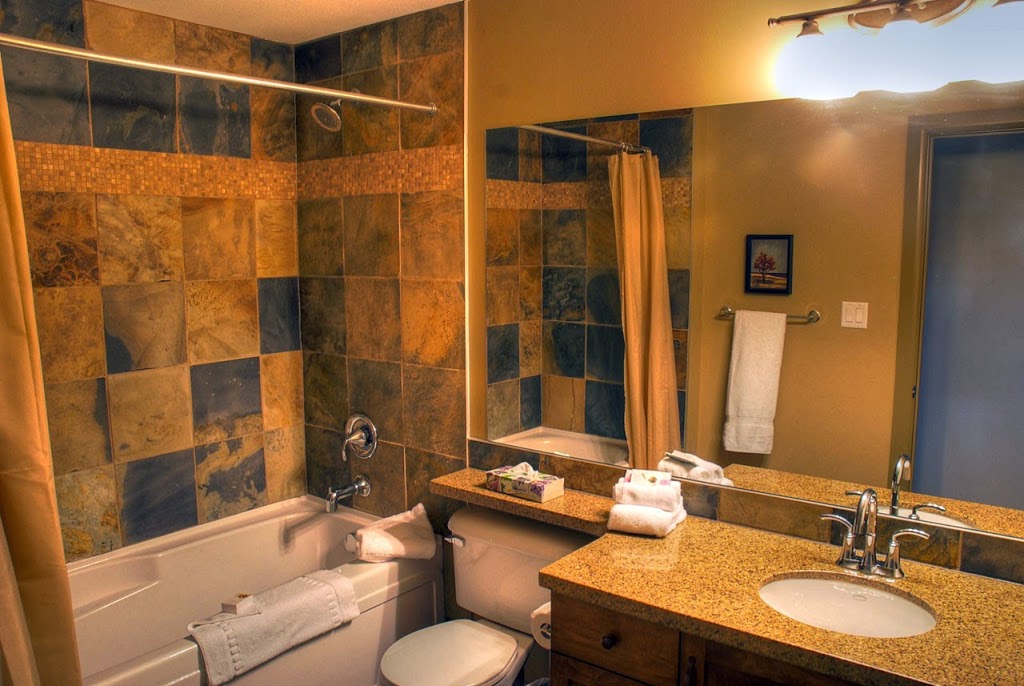 Playa Del Sol Resort | 654 Cook Rd #254, Kelowna, BC V1W 3G7, Canada | Phone: (250) 860-3244
