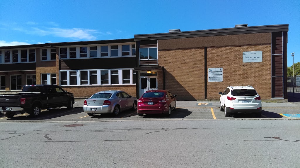 School Touraine | Édifice Riviera, 59 Rue de Provence, Gatineau, QC J8T 4V2, Canada | Phone: (819) 568-4331