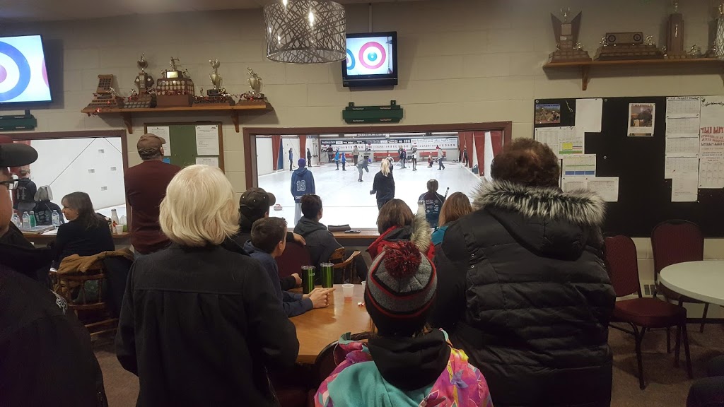 Tara Curling Club Ltd | 133 Hamilton St, Tara, ON N0H 2N0, Canada | Phone: (519) 377-9052