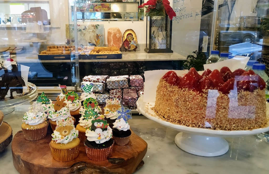 Kamenitsa | 122 Av. Fairmount O, Montréal, QC H2T 2M5, Canada | Phone: (514) 271-1078