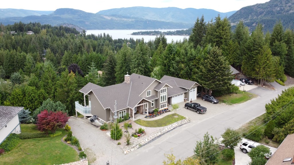 Shuswap Guest Suite Vacation Rental | 2465 Waverly Dr, Blind Bay, BC V0E 1H2, Canada | Phone: (780) 405-1550