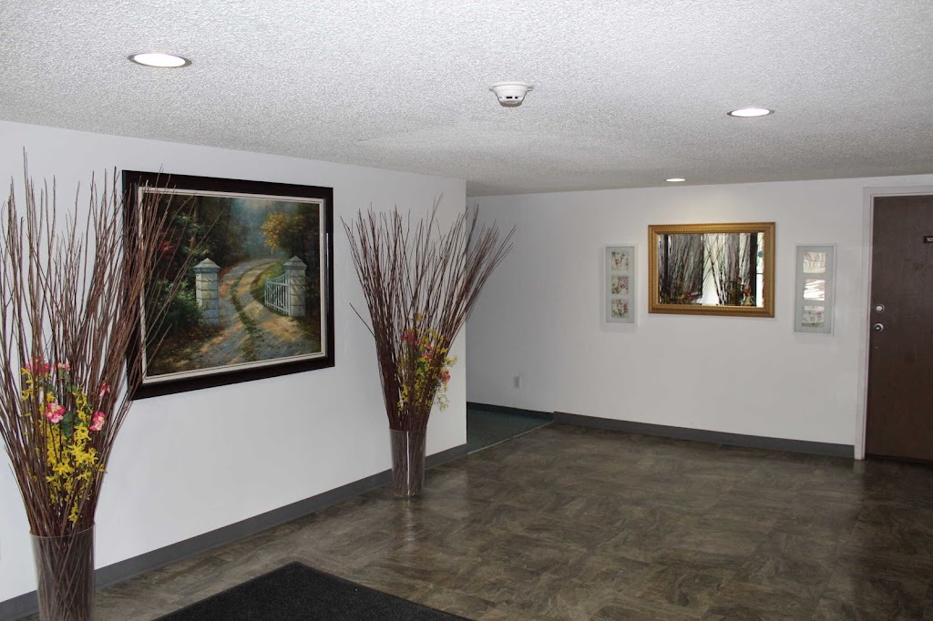 Donna Place Apartments | 2416 14a St SW, Calgary, AB T2T 3X3, Canada | Phone: (403) 829-9027