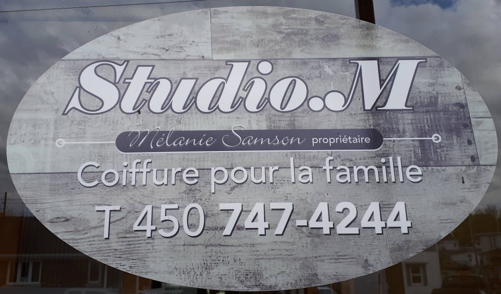 Studio M | hair care | 212 Rue Alphonse-Desjardins, Salaberry-de-Valleyfield, QC J6S 2N7, Canada | 4507474244 OR +1 450-747-4244
