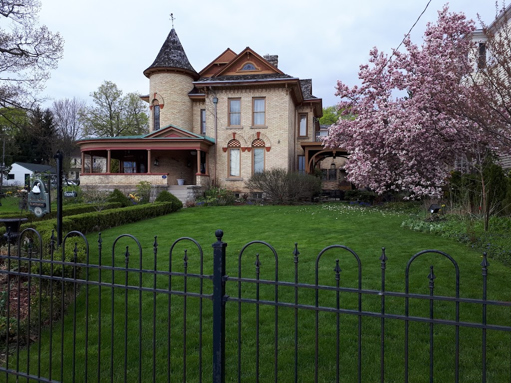 Bedham Hall Bed & Breakfast | 4835 River Rd, Niagara Falls, ON L2E 3G4, Canada | Phone: (905) 374-8515