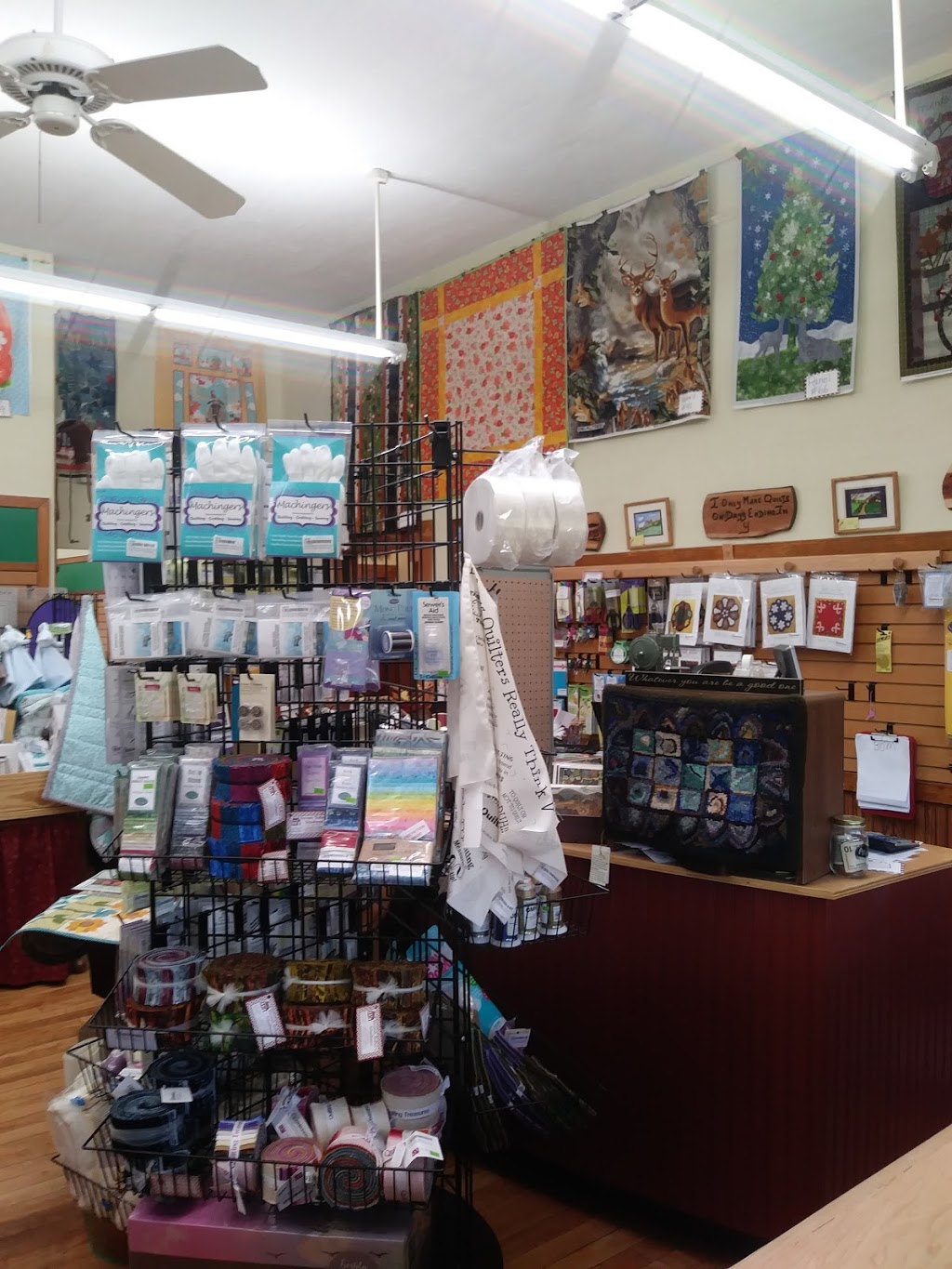 Vermont Quilters Schoolhouse | 6529 VT-100, Troy, VT 05868, USA | Phone: (802) 744-4023