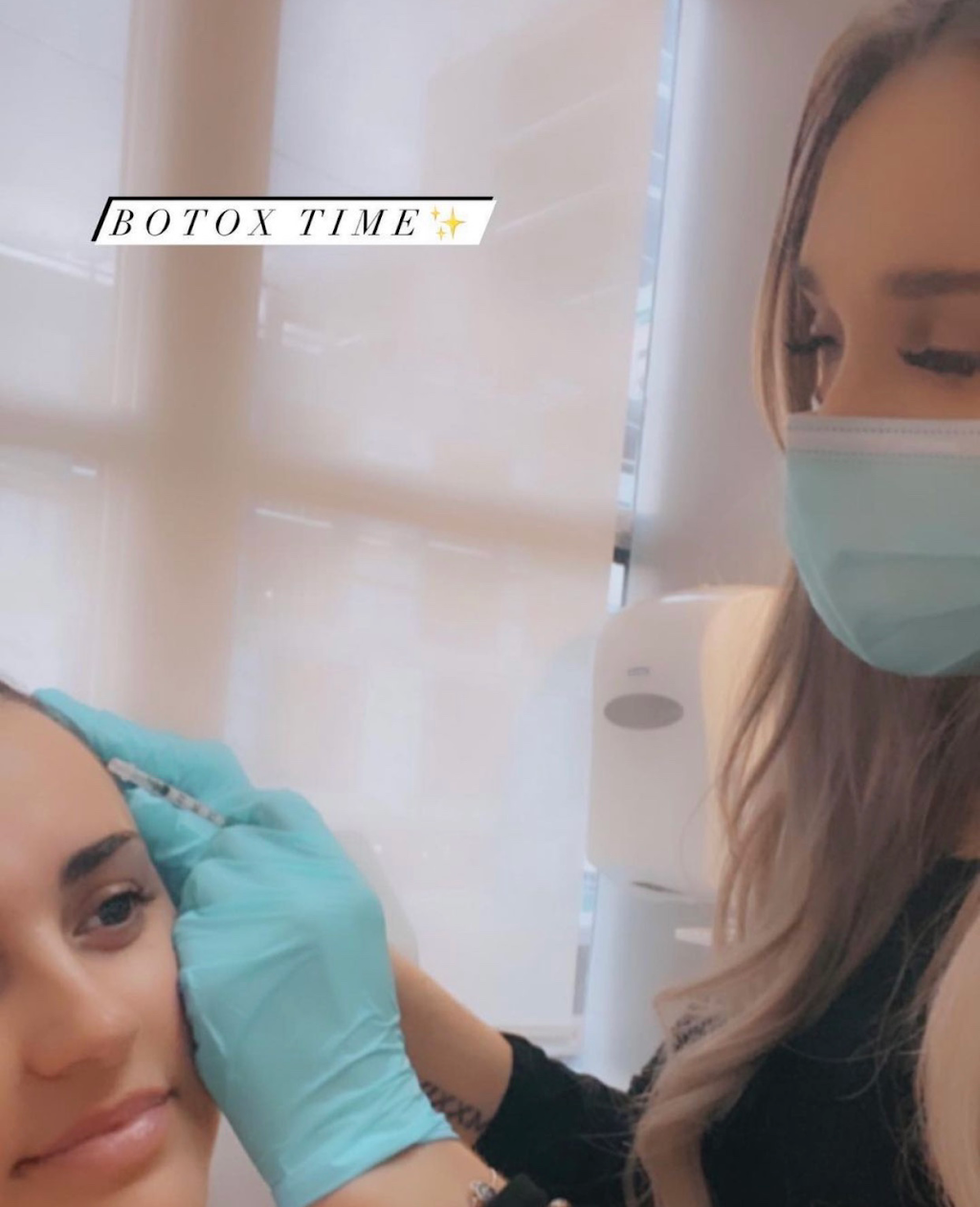 Luxe Beauté Clinic Canada - Cosmetic Dermatology | 875 Bank St, Ottawa, ON K1S 3W4, Canada | Phone: (613) 793-8987