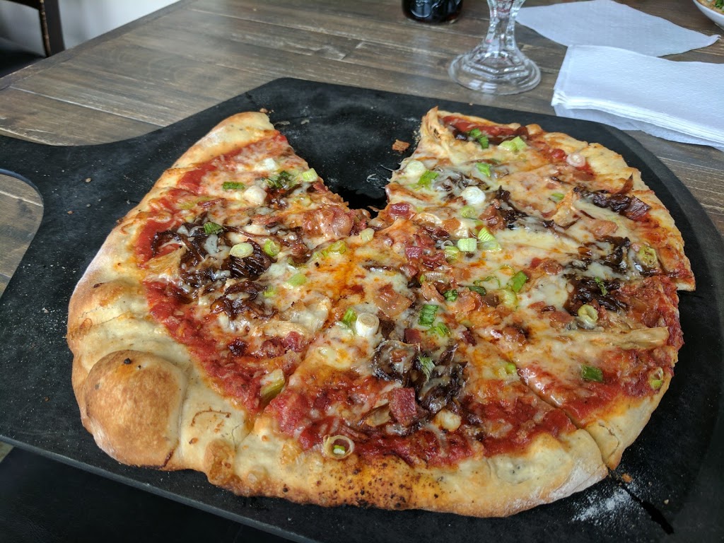 Piez Bistro | 635 Portland Hills Dr, Dartmouth, NS B2W 6P4, Canada | Phone: (902) 404-7439