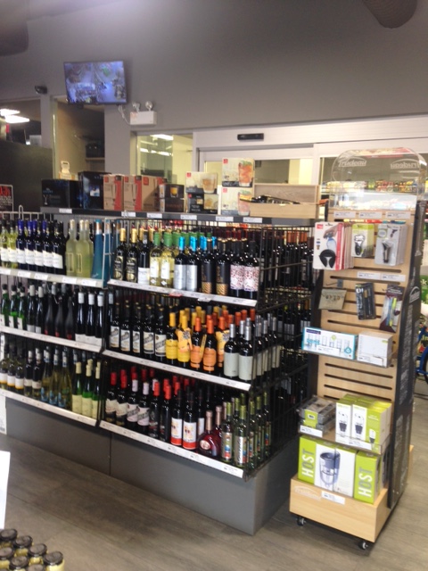 Crowfoot Wine & Spirits | 400, 8435 Bowfort Rd NW, Calgary, AB T3B 2V2, Canada | Phone: (403) 286-8288