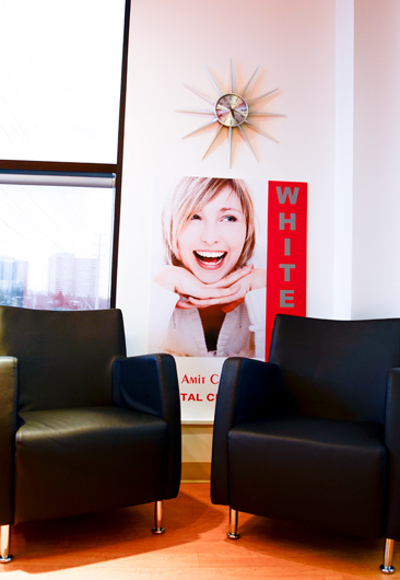 Dr. Amit Caplash: Dentist in Brampton | 373 Steeles Ave W, Brampton, ON L6Y 0P8, Canada | Phone: (905) 451-2999