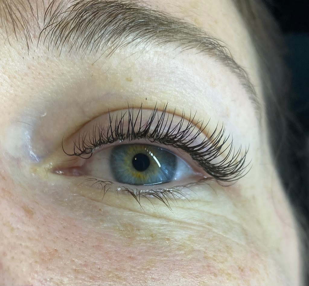 Pure Élégance Émilie / Styliste en extension de cils | 14005 Rue Brault, Mirabel, QC J7J 1K1, Canada | Phone: (450) 712-3338