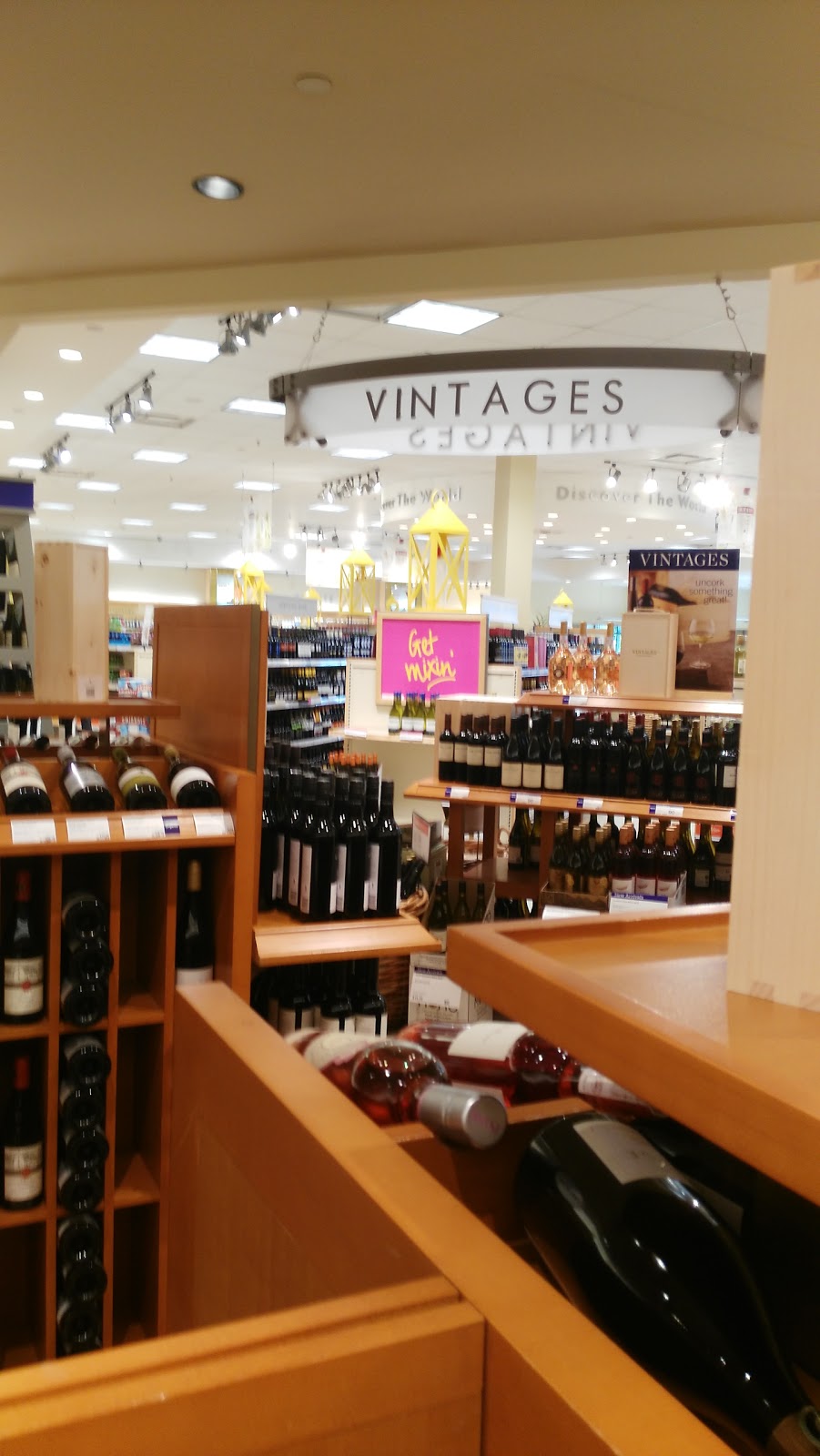 LCBO | 737 Golf Links Road Meadowlands Centre, Ancaster, ON L9K 1L5, Canada | Phone: (905) 304-9608