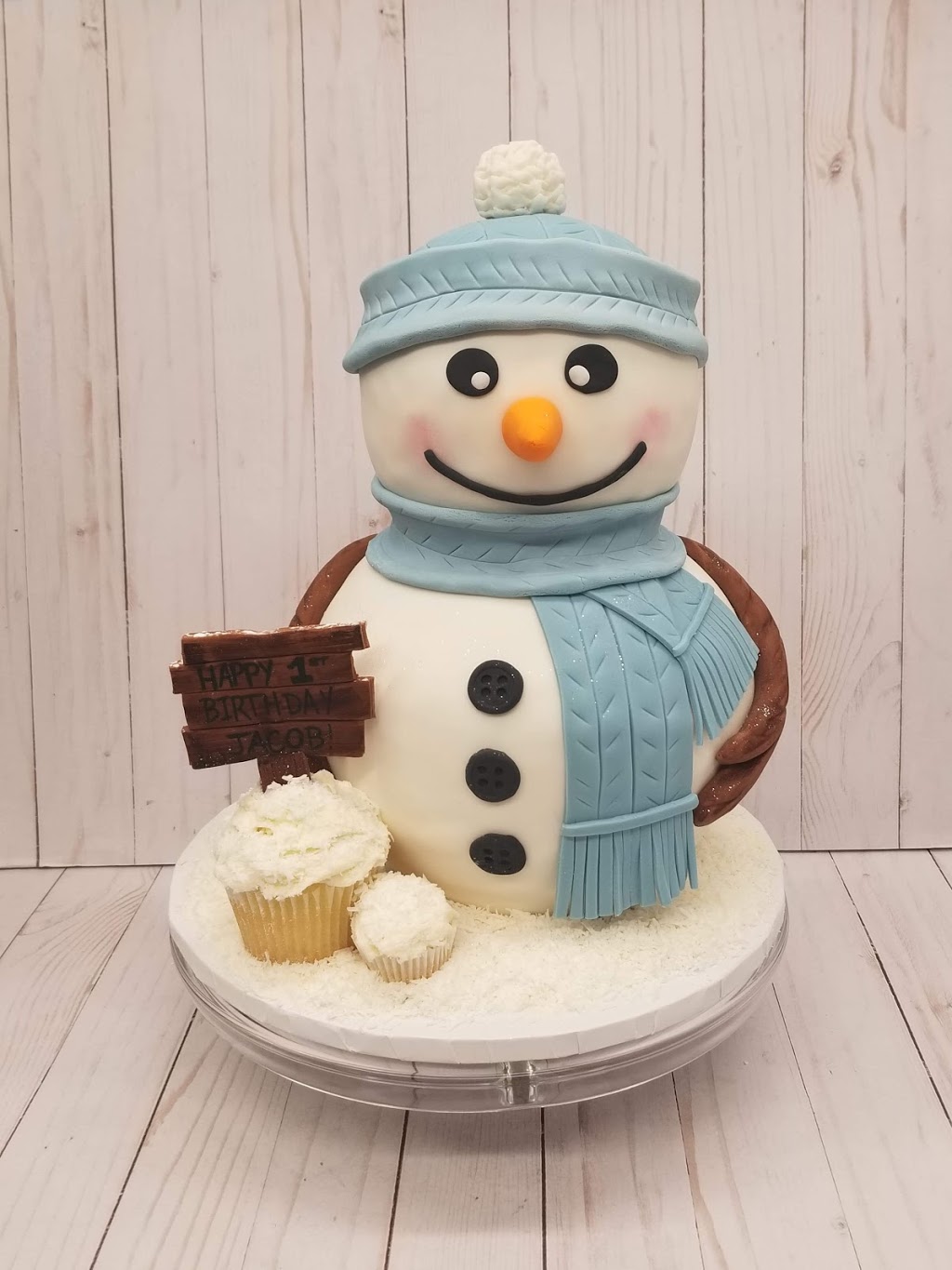 Bellas on the Bench Cakery | 4943 King St, Beamsville, ON L0R 1B6, Canada | Phone: (289) 566-8740