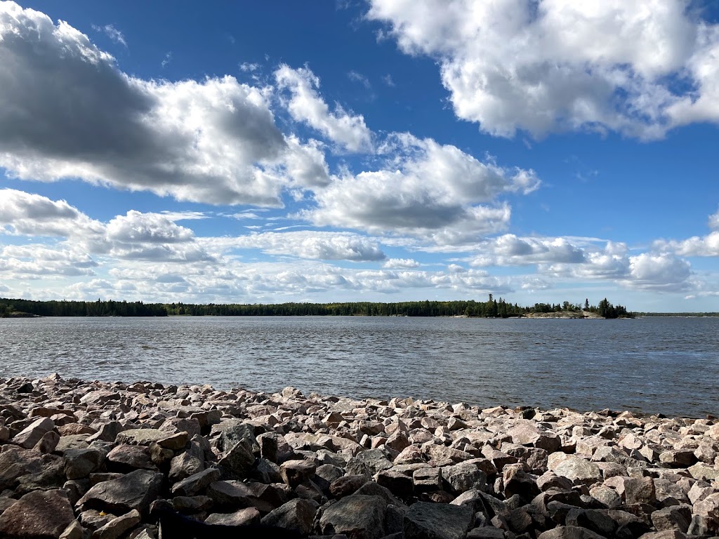 Otter Falls Resort | MB-307, Seven Sisters Falls, MB R0E 1Y0, Canada | Phone: (204) 348-7216