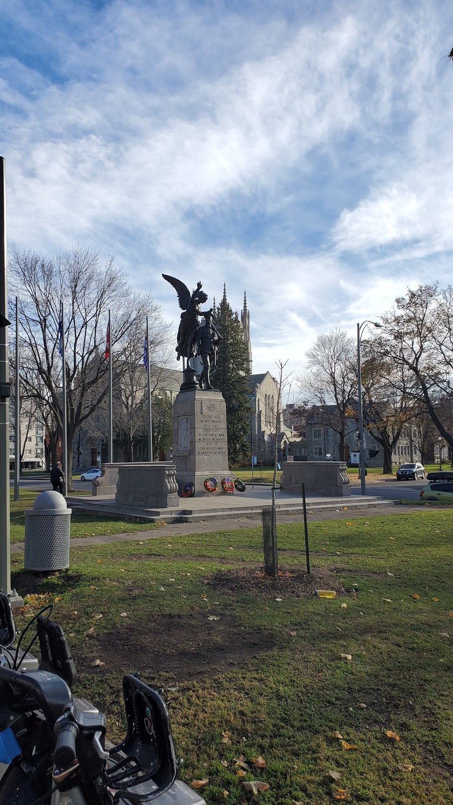 City of Westmount Cenotaph | 4337 Rue Sherbrooke O, Westmount, QC H3Z, Canada | Phone: (514) 989-5200