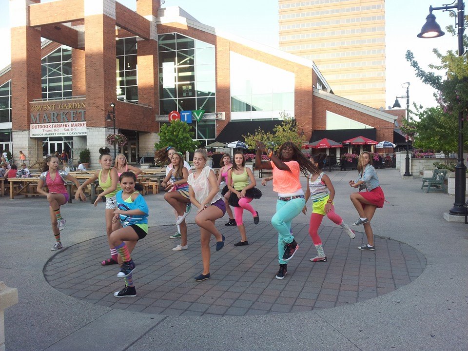 Dance Extreme | 725 Notre Dame Dr #1, London, ON N6J 3V5, Canada | Phone: (519) 657-3262