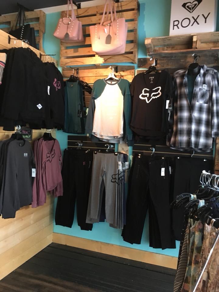 Current Apparel & Tan | 10124 Main St, Summerland, BC V0H 1Z0, Canada | Phone: (778) 516-3226