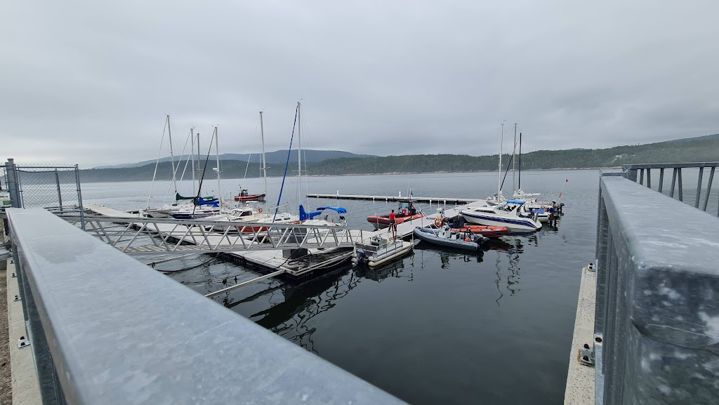 Croisières Essipit / Whale Watching Essipit Cruise | 498 Rue de la Mer, Grandes-Bergeronnes, QC G0T 1G0, Canada | Phone: (418) 232-6778