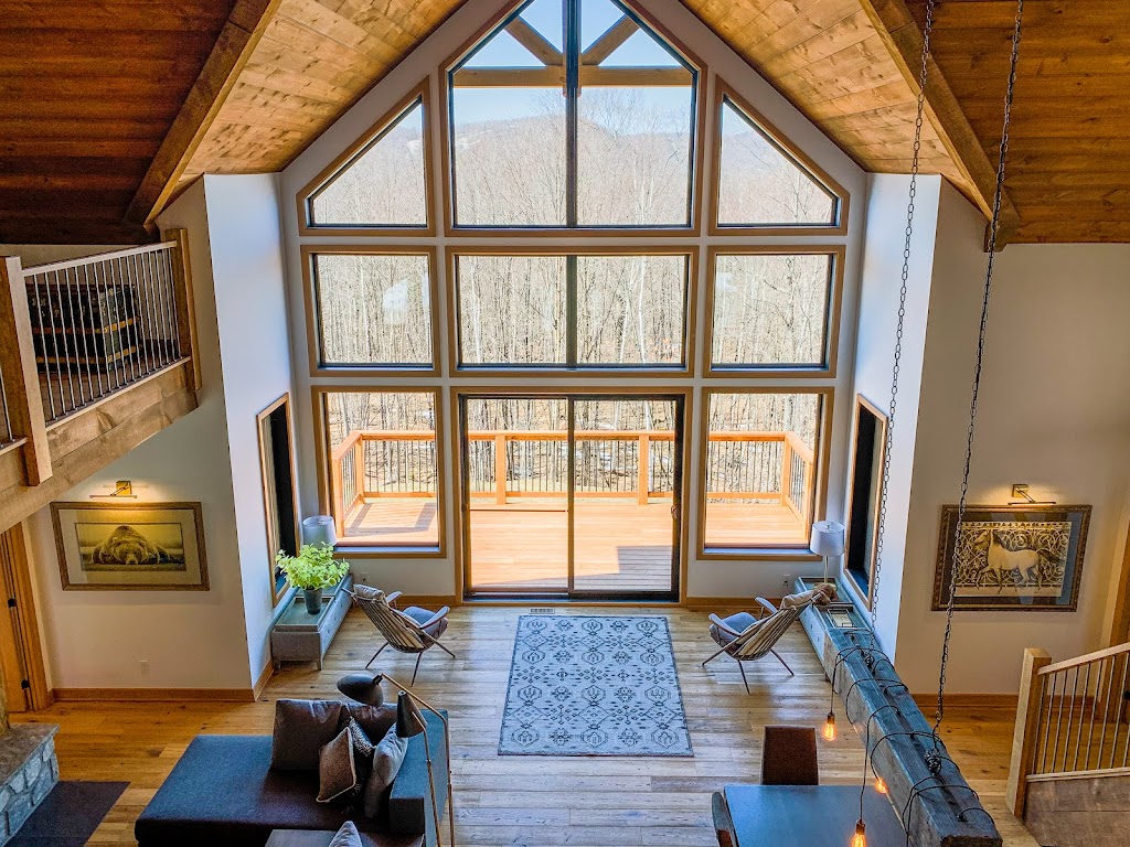 Black Bear - chalet Platinum G.I. | 111 R. Allen, Morin-Heights, QC J0R 1H0, Canada | Phone: (514) 919-2722
