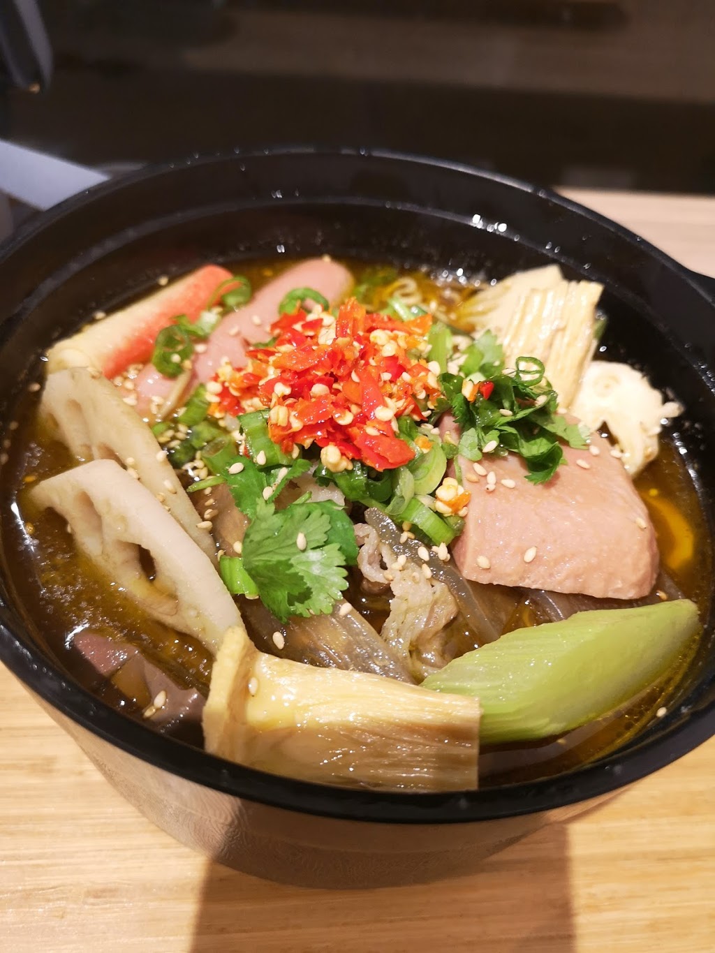 烫WORLD 麻辣烫 | 6290 East Blvd, Vancouver, BC V6M 3V7, Canada | Phone: (604) 266-0458