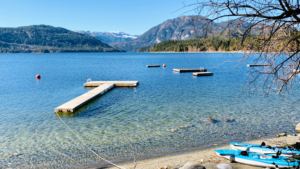 Island Aspect Photography and Design | 674 Foster Dr, Parksville, BC V9P 1A8, Canada | Phone: (250) 240-3475