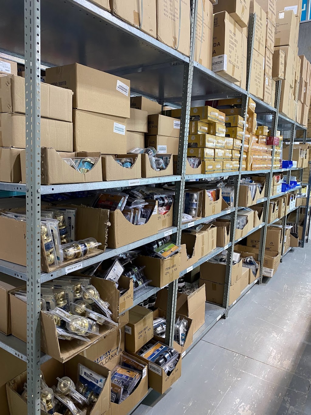 Infinite Building Supplies | 10 Lightbeam Terrace Unit #9, Brampton, ON L6Y 6H9, Canada | Phone: (905) 454-7444