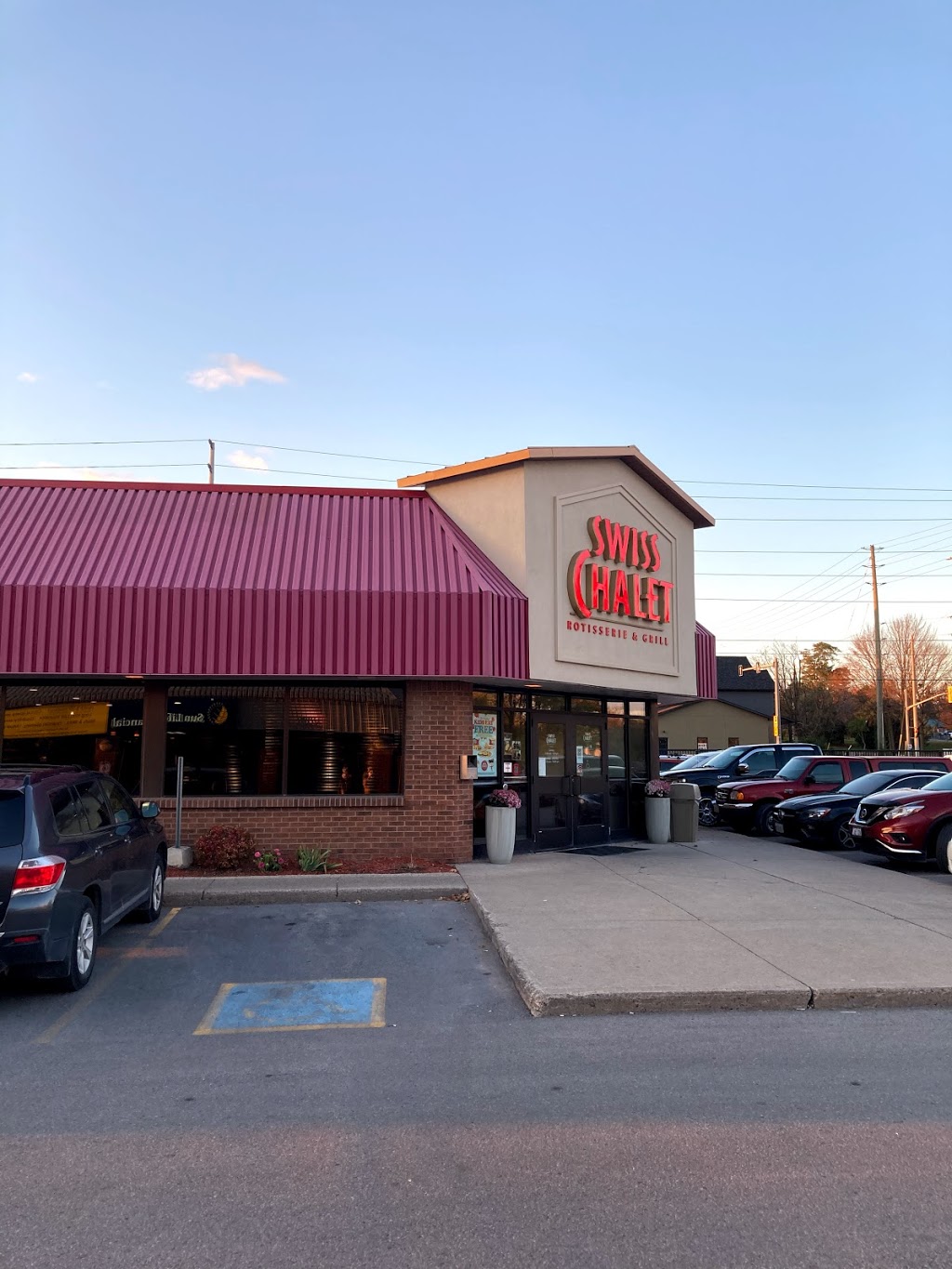 Swiss Chalet | 15 Bell Blvd, Belleville, ON K8P 4S5, Canada | Phone: (613) 962-7010