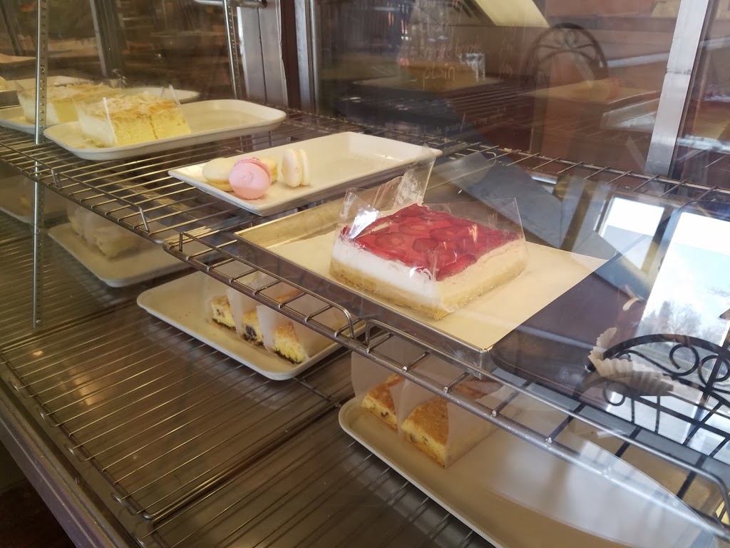 Deli To Go | 301 Queen St S #5, Bolton, ON L7E 2B2, Canada | Phone: (905) 533-0086