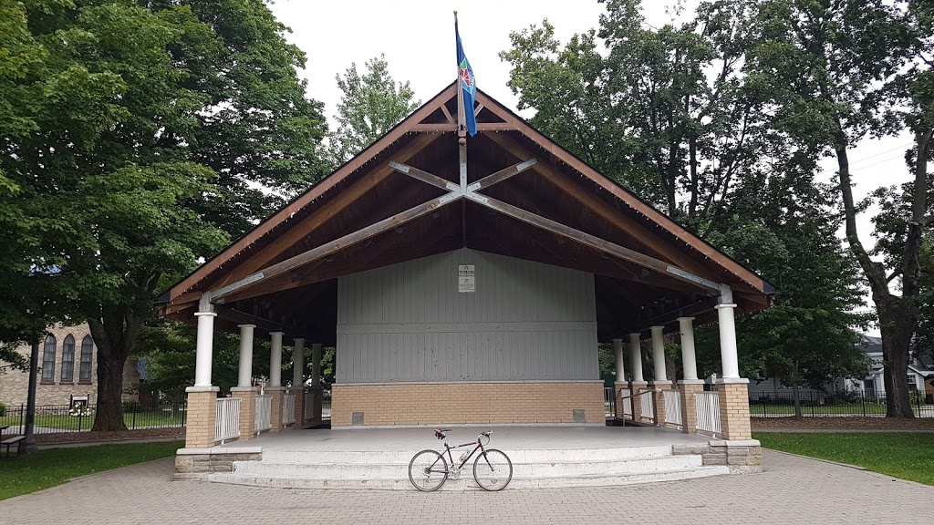 Town Park Aurora | Aurora, ON L4G 1H1, Canada | Phone: (905) 727-3123
