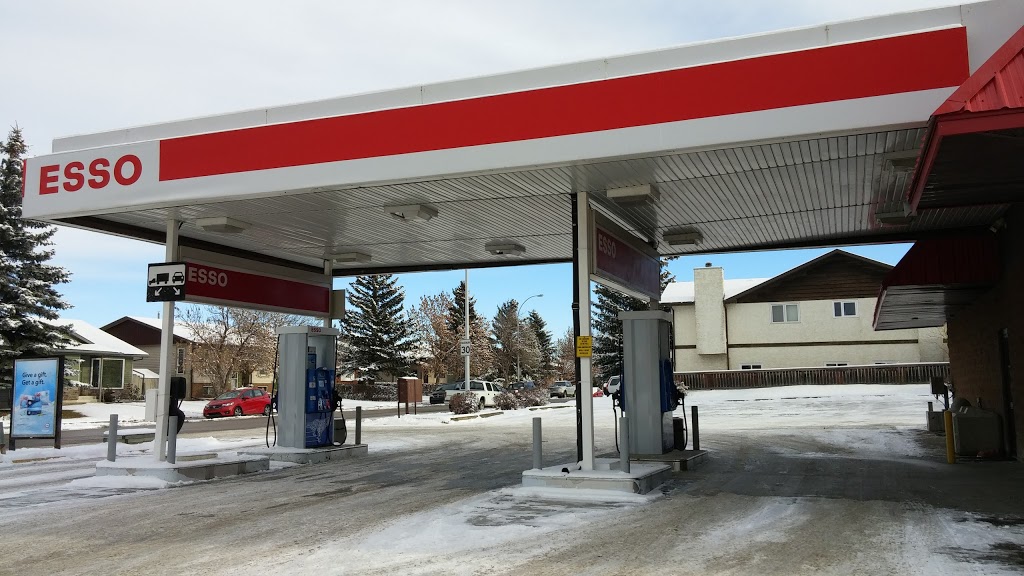 Esso | 1861 Meadowbrook Dr SE, Airdrie, AB T4A 1V2, Canada | Phone: (403) 948-7600