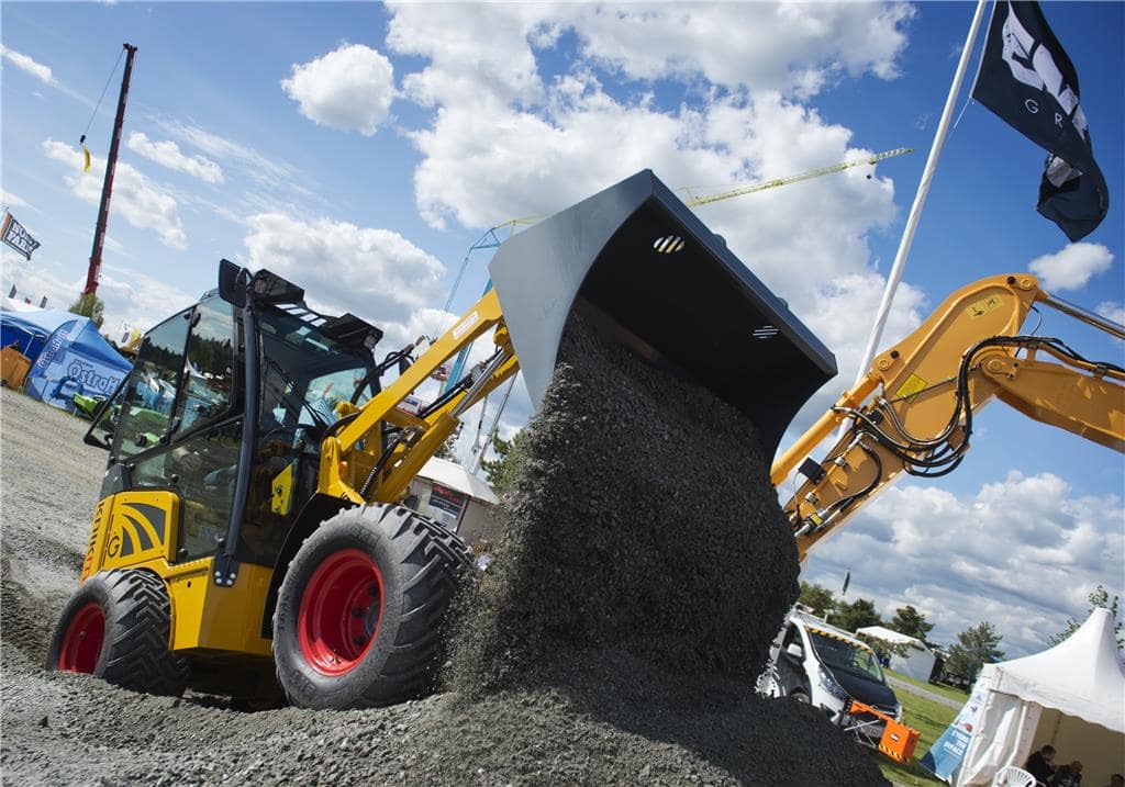 WILLSI POWER Mini Loaders LTD. | 49180 Yale Rd Unit B, Chilliwack, BC V4Z 0B2, Canada | Phone: (604) 316-3148