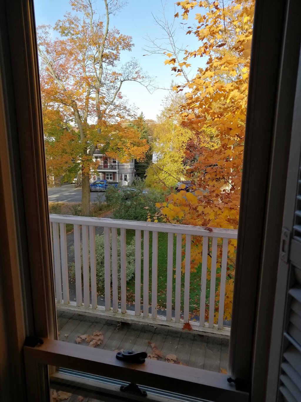 Auberge Au Fil Des Saisons | 14 Rue Laurier O, Victoriaville, QC G6P 6P3, Canada | Phone: (819) 357-7307