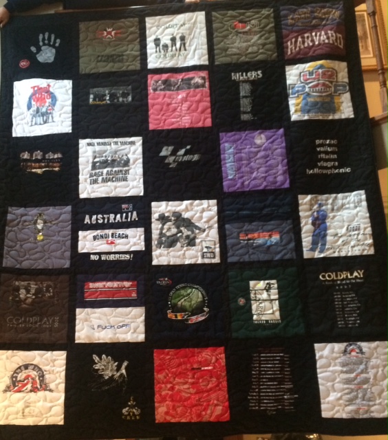 Quilted Memories | 4319 Hartfield Grove, Mississauga, ON L4W 2Y6, Canada | Phone: (416) 244-2815