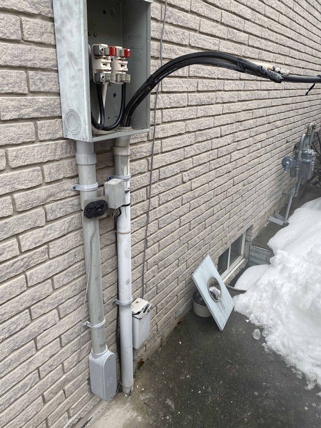 S.Thompson Electrical Limited | box 346, 22 Margaret St, Flesherton, ON N0C 1E0, Canada | Phone: (226) 789-7315