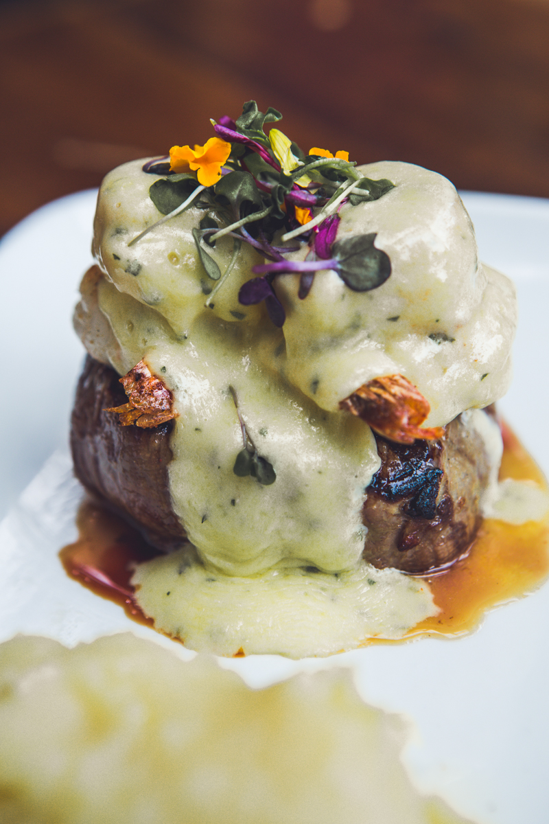 Levilla Restaurant | 1851 Sirocco Dr SW, Calgary, AB T3H 2Y3, Canada | Phone: (403) 217-9699