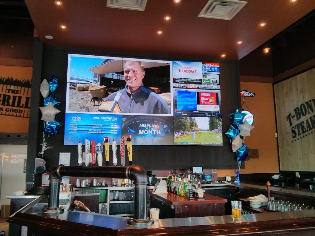 Chucks Roadhouse Bar & Grill | 125 Pedersen Dr, Aurora, ON L4G 0E3, Canada | Phone: (905) 503-8666
