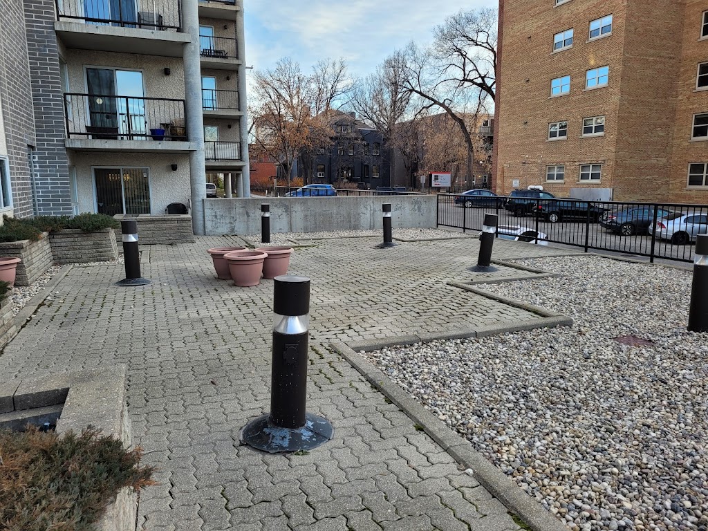 Key-Move Realty | 1767 Main St, Winnipeg, MB R2V 1Z8, Canada | Phone: (204) 339-1661
