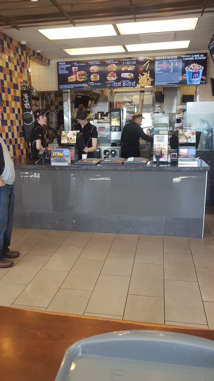 McDonalds | 5015 Boulevard Industriel, Sherbrooke, QC J1R 0P4, Canada | Phone: (819) 346-0500