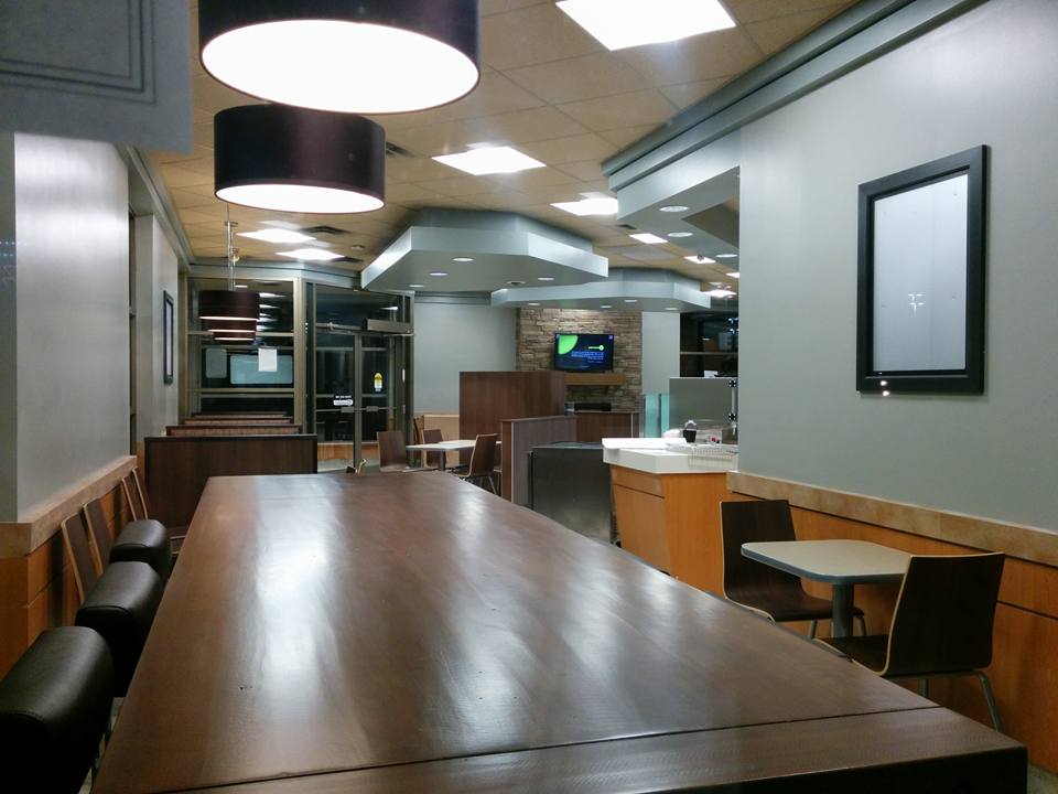 Tim Hortons | 706 Queenston Rd, Hamilton, ON L8G 1A3, Canada | Phone: (905) 560-9615