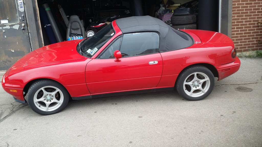 Finch Auto Trim | 145 Turbine Dr, North York, ON M9L 2S7, Canada | Phone: (416) 889-2381