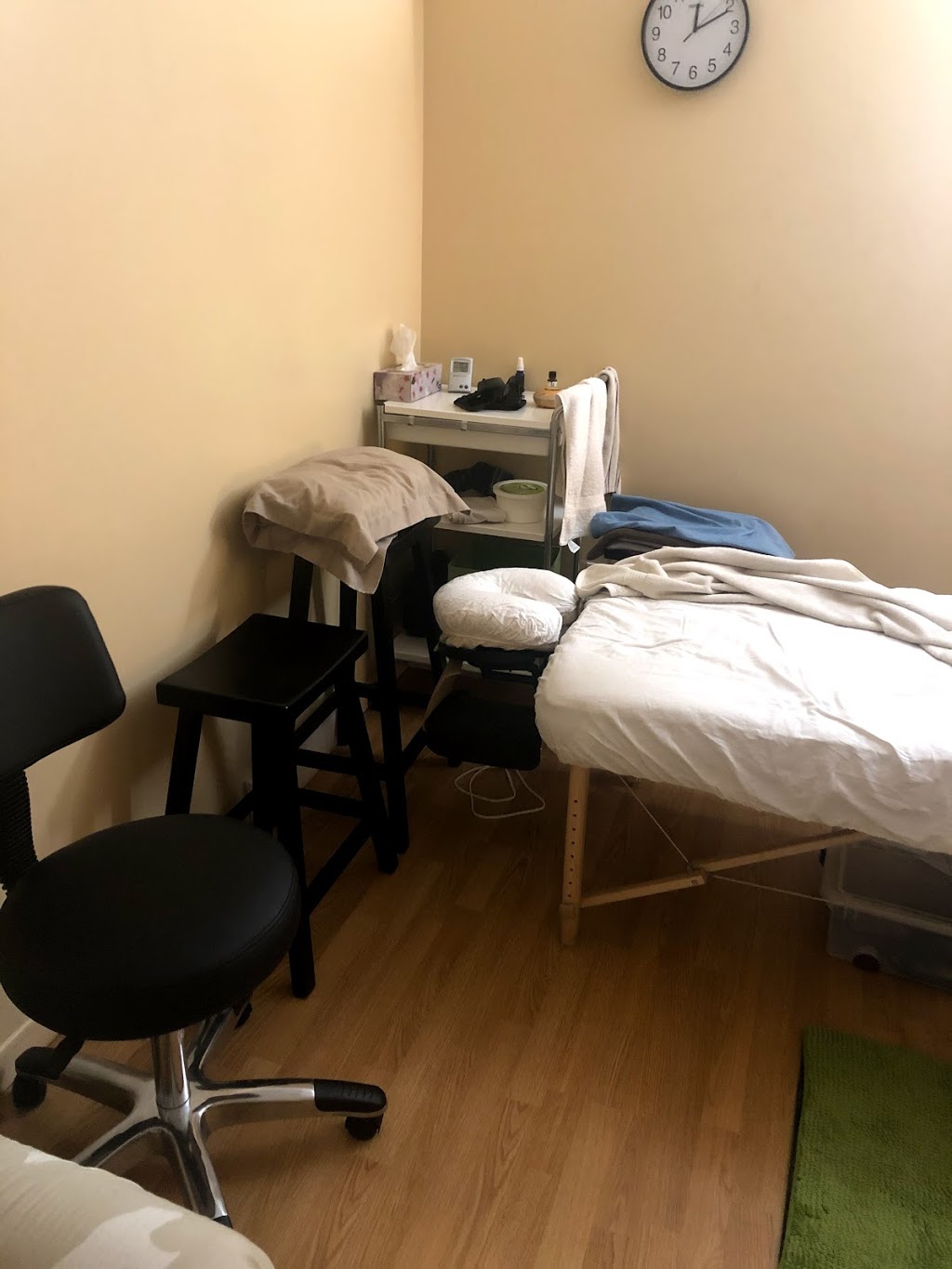 Clinique Massage Zen Ashiatsu | 179 Grand Boulevard O, Saint-Bruno-de-Montarville, QC J3V 0K4, Canada | Phone: (514) 998-3316